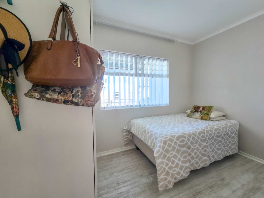 4 Bedroom Property for Sale in Jongensfontein Western Cape